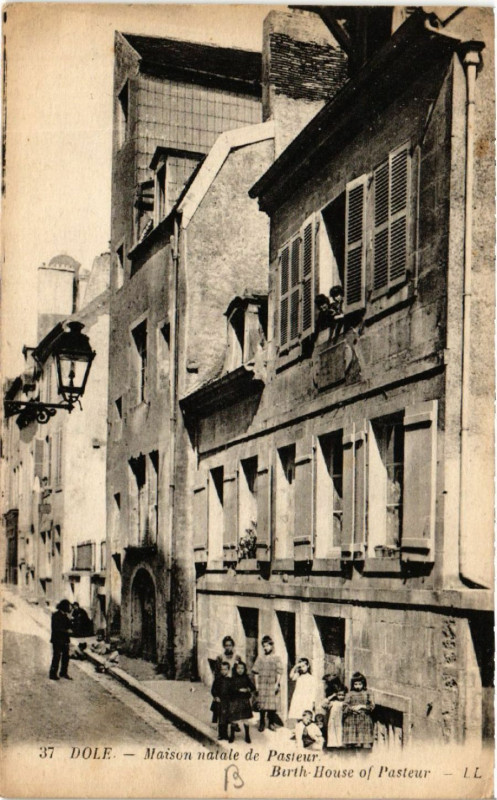 Carte postale ancienne Dole Maison natale de Pasteur à Dole