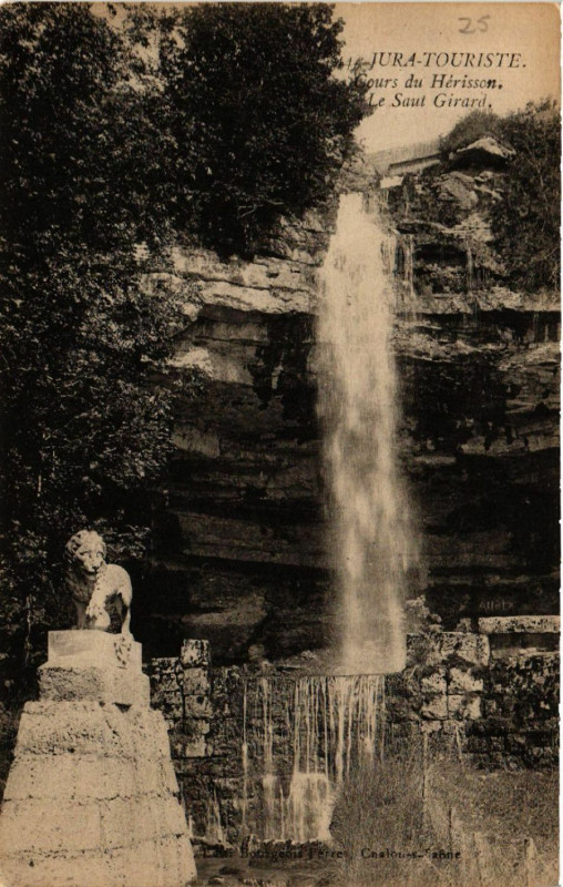 Carte postale ancienne Cours du Herisson Le Saut Girard à Our