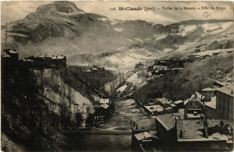 Carte postale ancienne Saint-Claude Vallée de la Bienne Effet de Neige à Saint-Claude