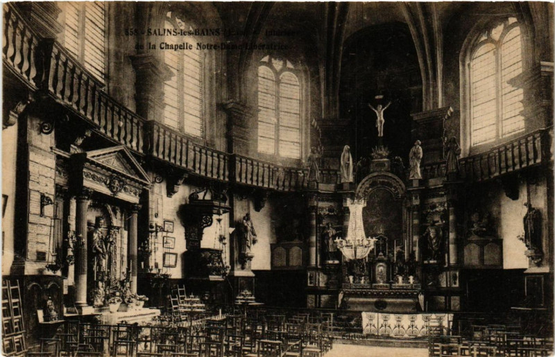 Carte postale ancienne L'Intérieur de la Chapelle de Notre-Dame Libératrlce à Salins-les-Bains