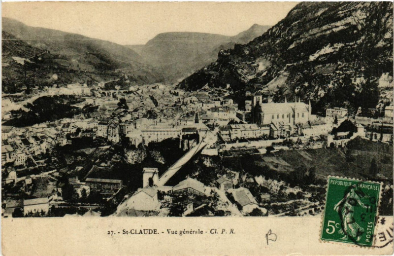 Carte postale ancienne Saint-Claude Vue générale à Saint-Claude