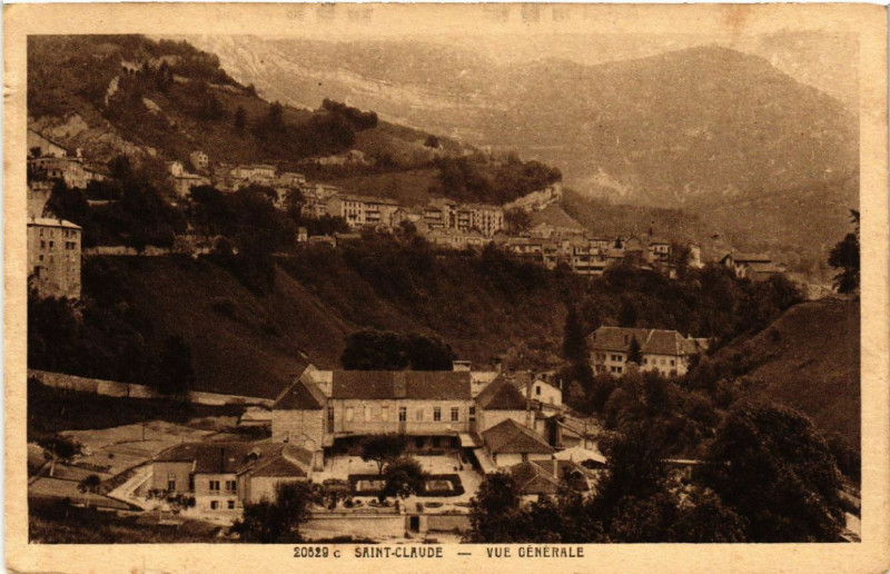 Carte postale ancienne Saint-Claude vue générale à Saint-Claude