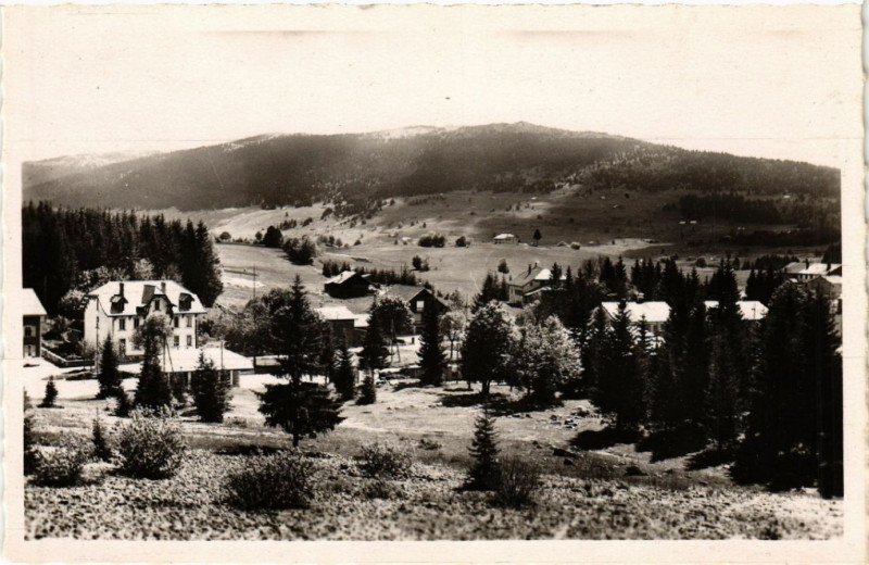 Carte postale ancienne Les Rousses Le Faubourg et le Noirmont à Our