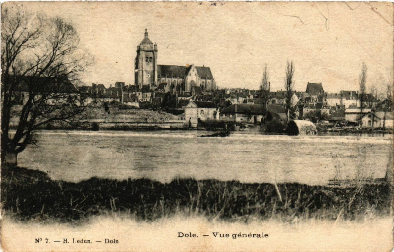 Carte postale ancienne Dole Vue générale à Dole