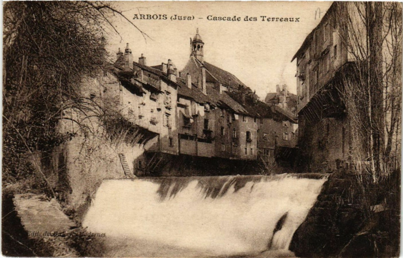 Carte postale ancienne Arbois Cascade des Terreaux à Arbois