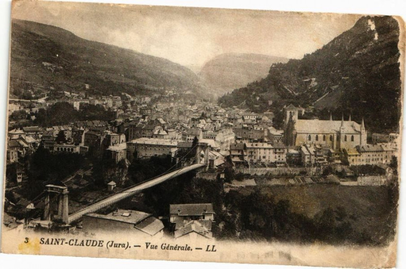 Carte postale ancienne Saint-Claude-Vue générale à Saint-Claude