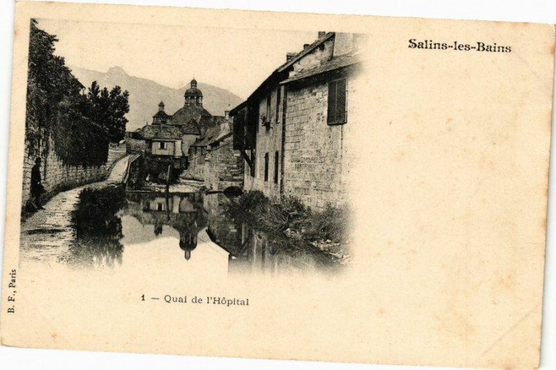 Carte postale ancienne Salins-les-Bains-Quai de l'Hopital à Salins-les-Bains