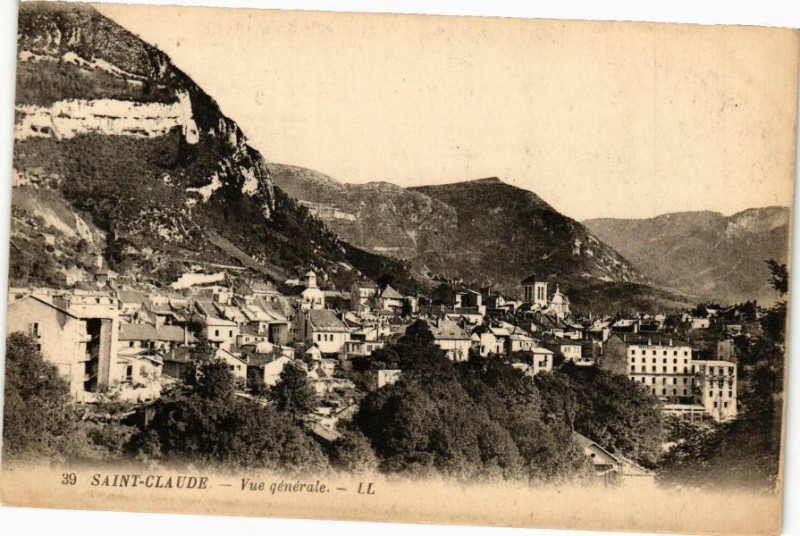 Carte postale ancienne Saint-Claude-Vue générale à Saint-Claude
