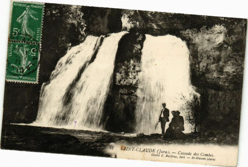 Carte postale ancienne Saint-Claude-Cascade des Combes à Saint-Claude