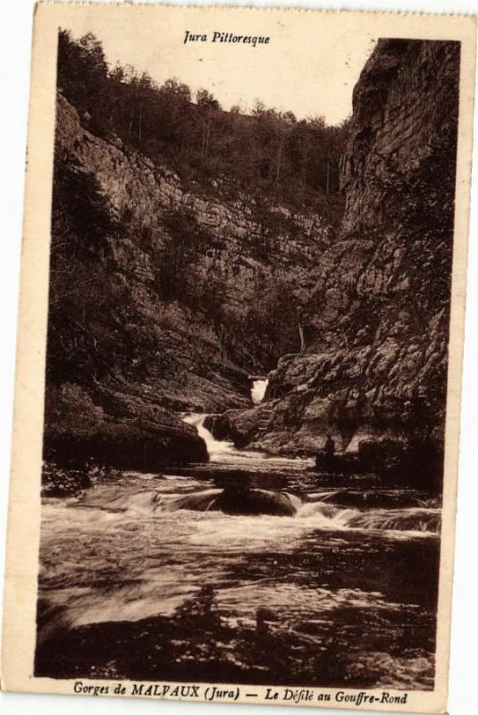 Carte postale ancienne Gorges de Malvaux-Le Defile au Gouffre-Rond
