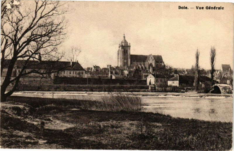 Carte postale ancienne Dole-Vue générale à Dole