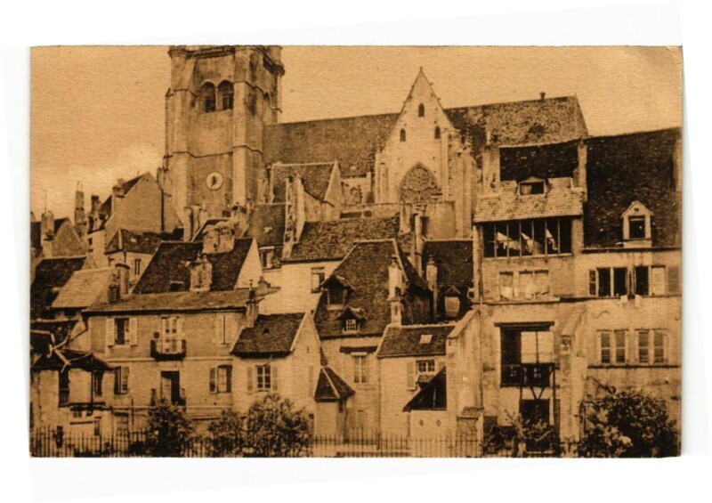 Carte postale ancienne Dole-Vieilles Maisons sur le Canal des Tanneurs à Dole