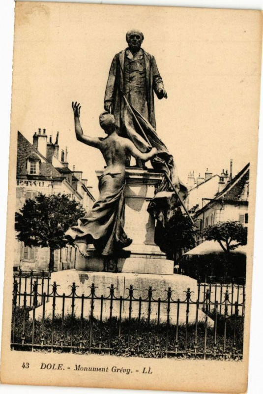 Carte postale ancienne Dole-Monument Grevy à Dole