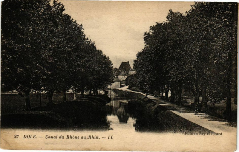 Carte postale ancienne Dole-Canal du Rhone au Rhin à Dole
