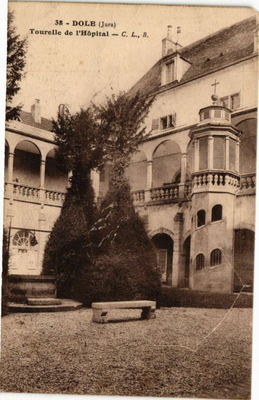 Carte postale ancienne Dole -Tourelle de l'Hopital à Dole