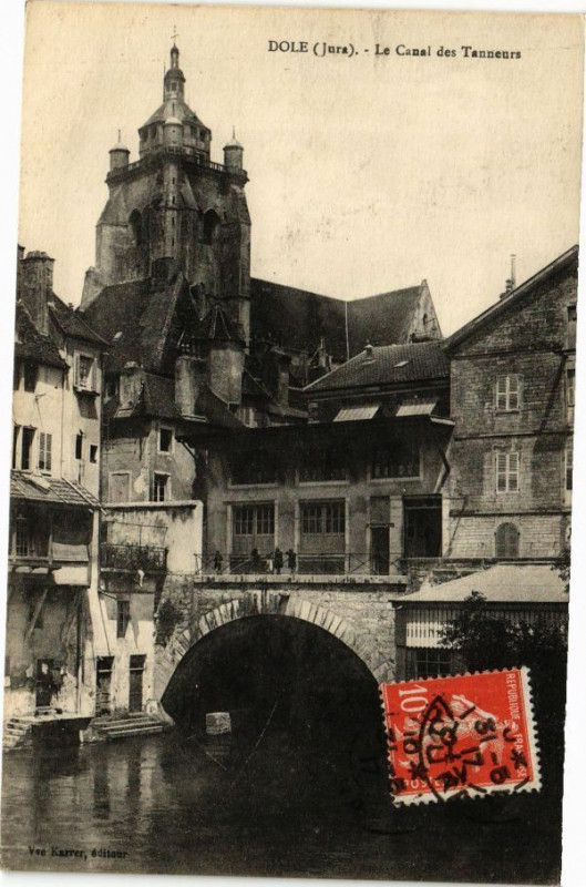 Carte postale ancienne Dole -Le Canal des Tanneurs à Dole