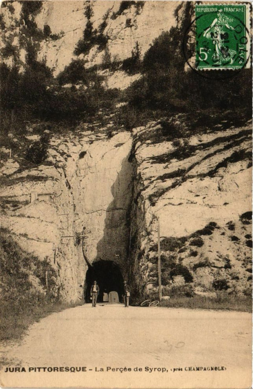 Carte postale ancienne Champagnole - La Percée de Syrop à Champagnole