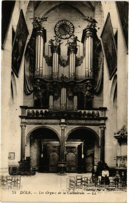 Carte postale ancienne Dole - Les Orgues de la Cathédrale à Dole