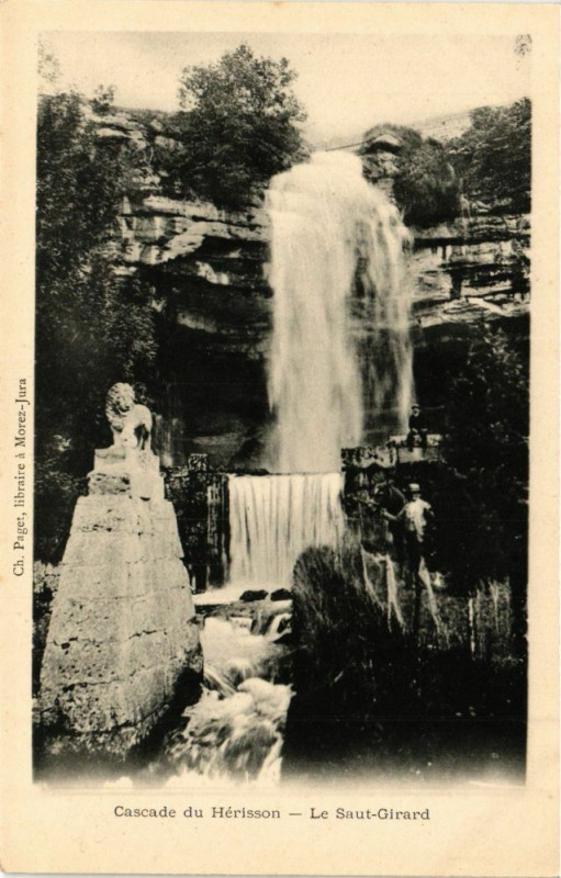Carte postale ancienne Cascade du Herisson - Saut Girard