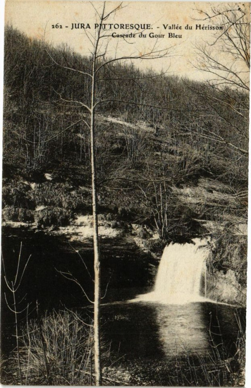 Carte postale ancienne Vallée du Herisson - Cascade du Gour Bleu à Our