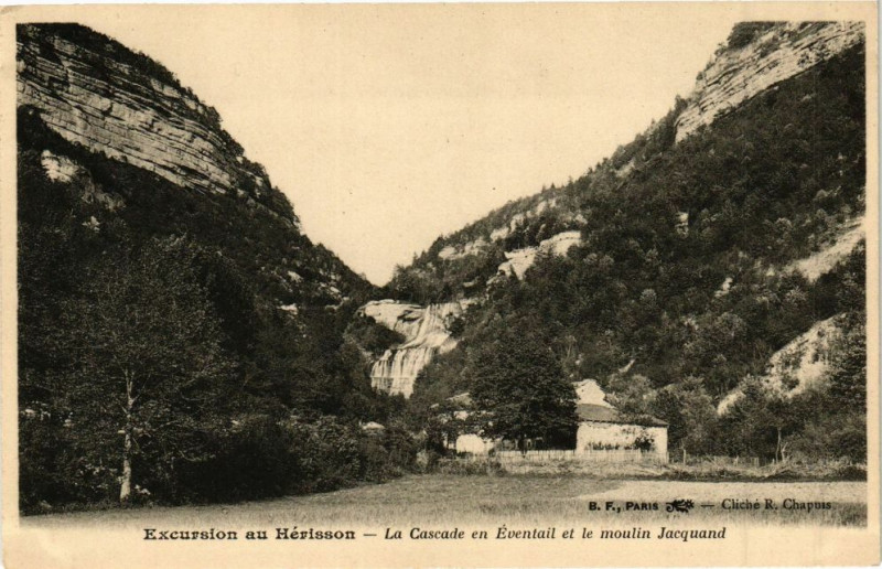 Carte postale ancienne Excursion au Herisson - Cascade en eventail