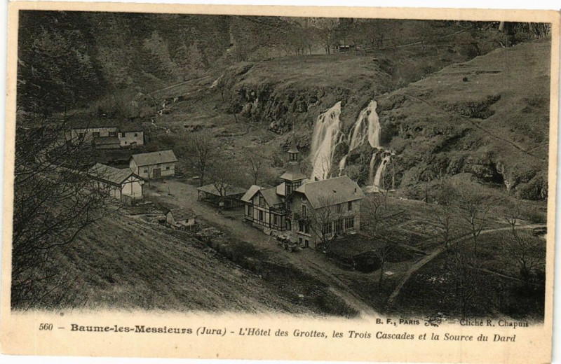 Carte postale ancienne Baume-les-Messieurs - Hotel des Grottes à Baume-les-Messieurs