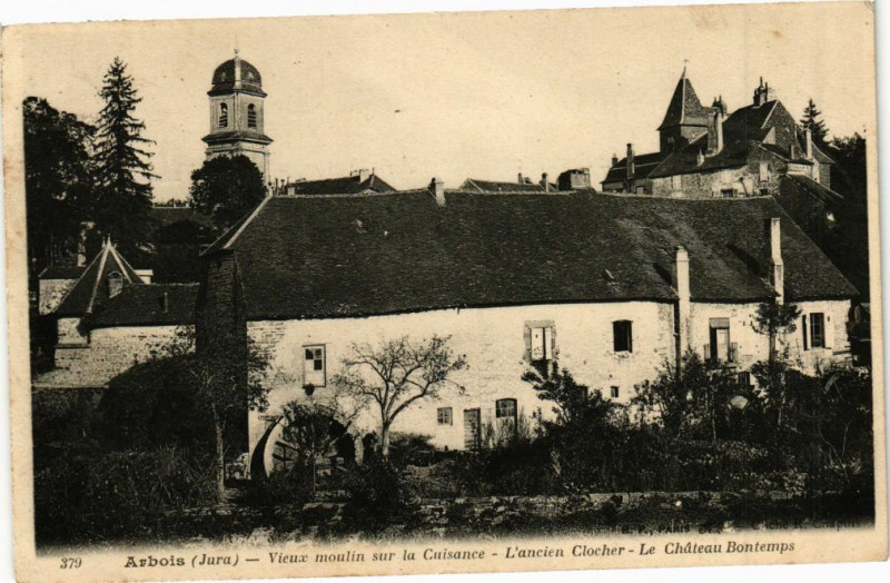 Carte postale ancienne Arbois - Vieux Moulin sur la Cuisance à Arbois