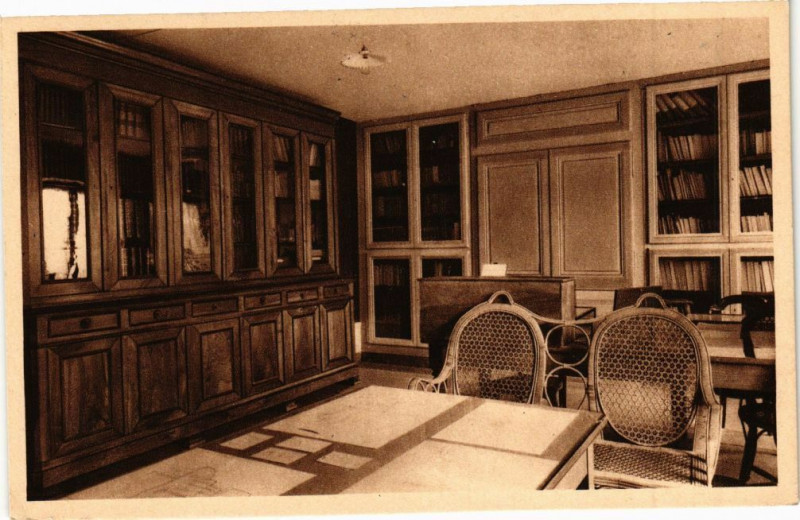 Carte postale ancienne Arbois - Maison paternelle de Pasteur Bibliotheque à Arbois