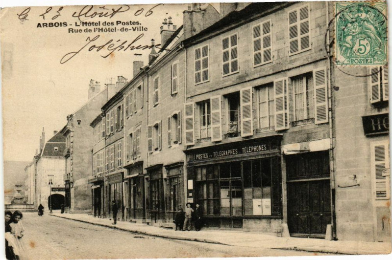 Carte postale ancienne Arbois - Hotel des Postes à Arbois
