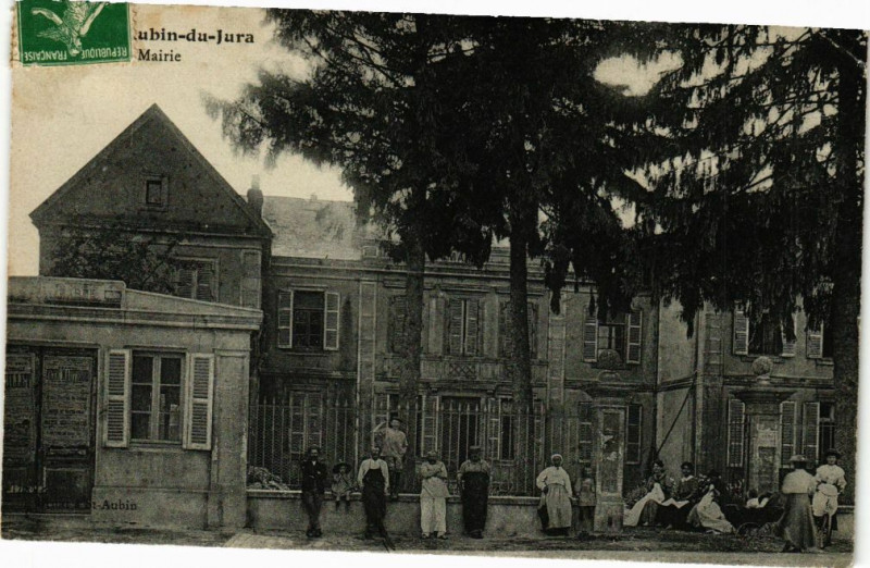 Carte postale ancienne Saint-Aubin - Mairie à Saint-Aubin