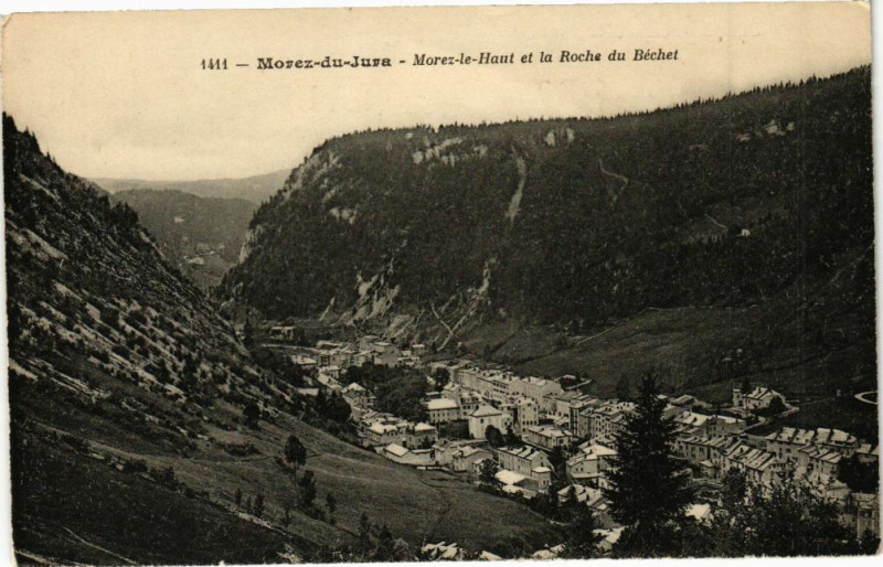 Carte postale ancienne Morez - Morez-le-Haut et la Roche du Bechet