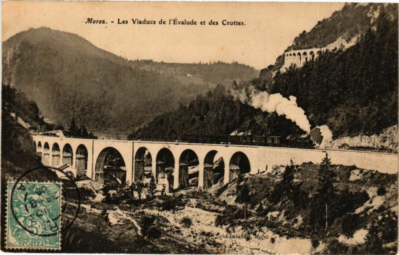 Carte postale ancienne Morez - Les Viaducs de l'Evalude et des Crottes