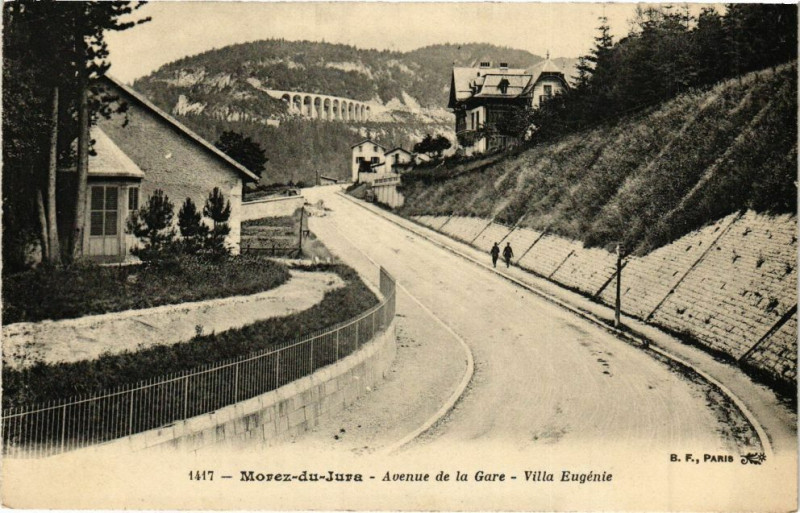 Carte postale ancienne Morez - Avenue de la Gare