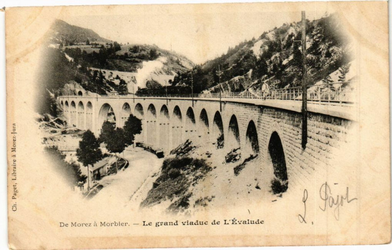 Carte postale ancienne De Morez a Morbier - Le Grand Viaduc de l'Evalude à Morbier