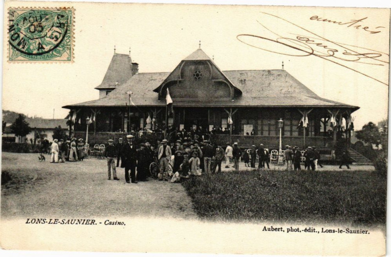 Carte postale ancienne Lons-le-Saunier - Le Casino à Lons-le-Saunier