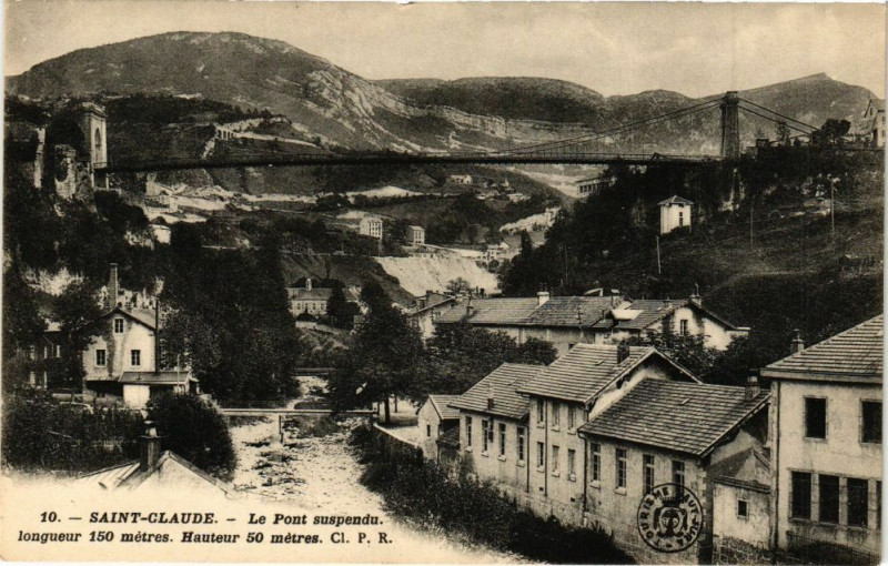 Carte postale ancienne Saint-Claude - Pont suspendu à Saint-Claude