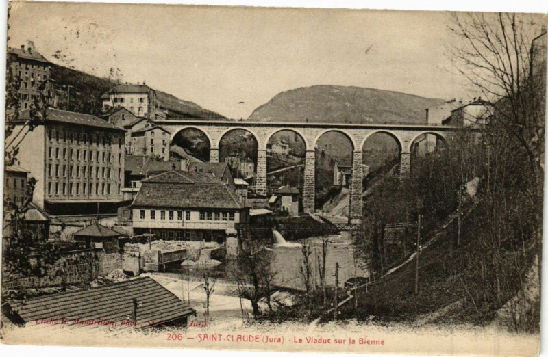 Carte postale ancienne Saint-Claude - Le Viaduc à Saint-Claude