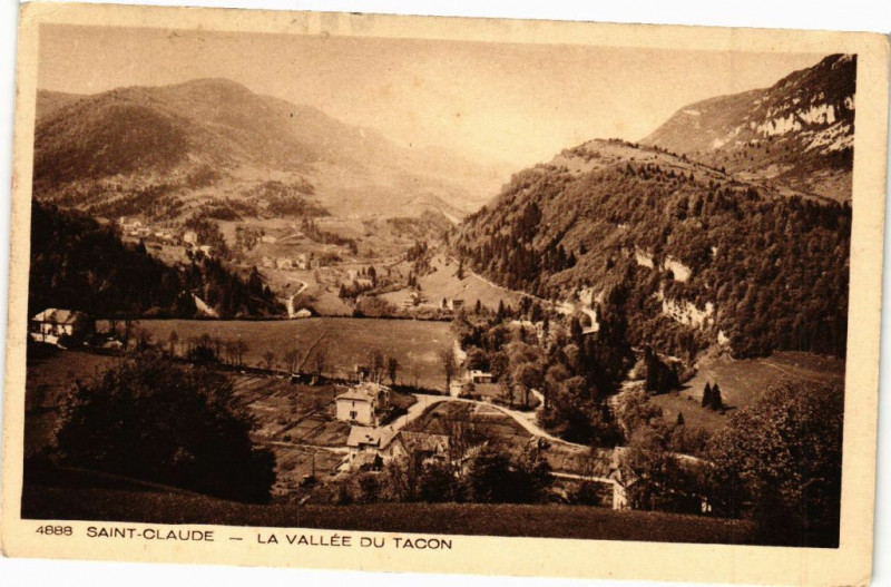Carte postale ancienne Saint-Claude - La Vallée du Tacon à Saint-Claude