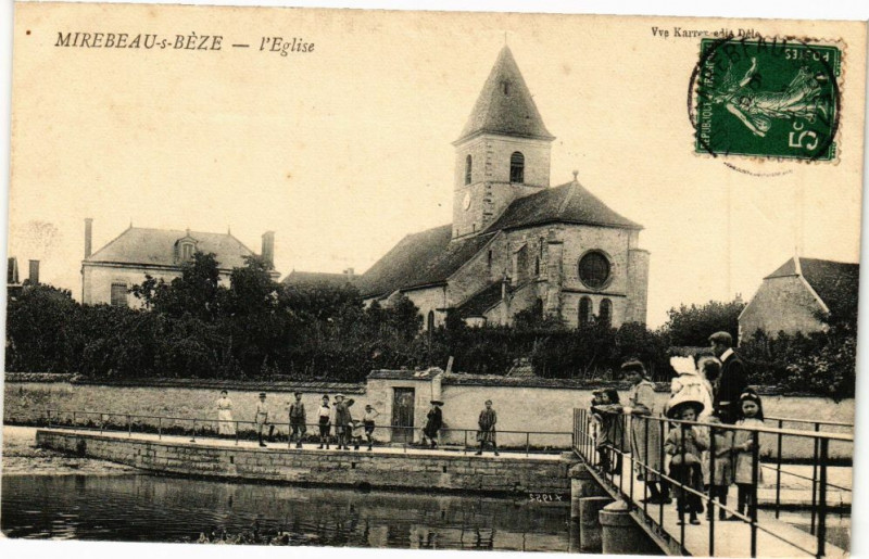 Carte postale ancienne Mirebeau-sur-Beze - Eglise