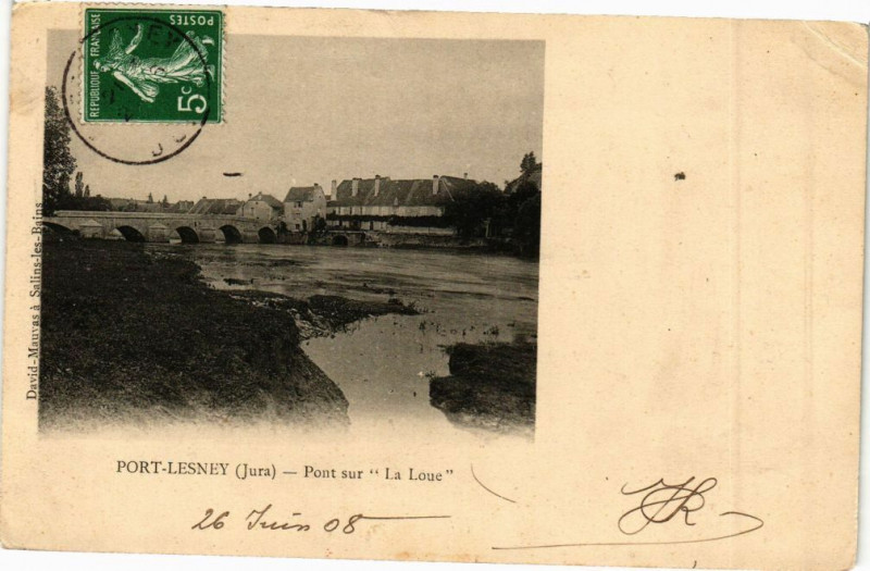 Carte postale ancienne Port-Lesney - Pont sur la Loue à Port-Lesney
