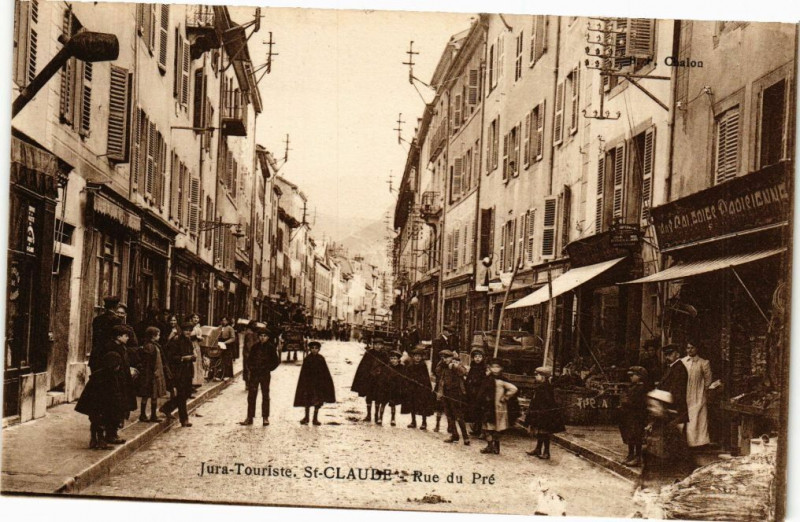 Carte postale ancienne Saint-Claude - Rue du Pre à Saint-Claude