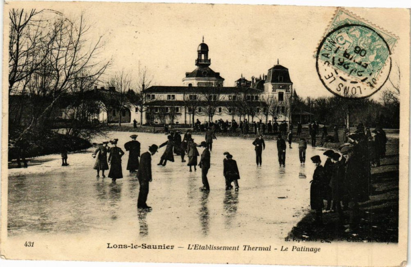 Carte postale ancienne Lons-le-Saunier - l'Etablissement Thermal - Le Patinage à Lons-le-Saunier