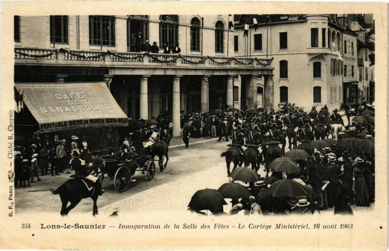 Carte postale ancienne Lons-le-Saunier - Inauguration de la Salle des Fetes à Lons-le-Saunier