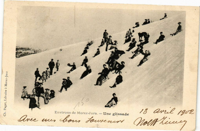 Carte postale ancienne Env. de Morez - Une glissade