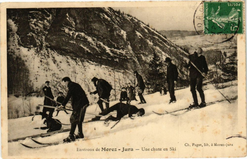 Carte postale ancienne Env. de Morez - Une chute en ski