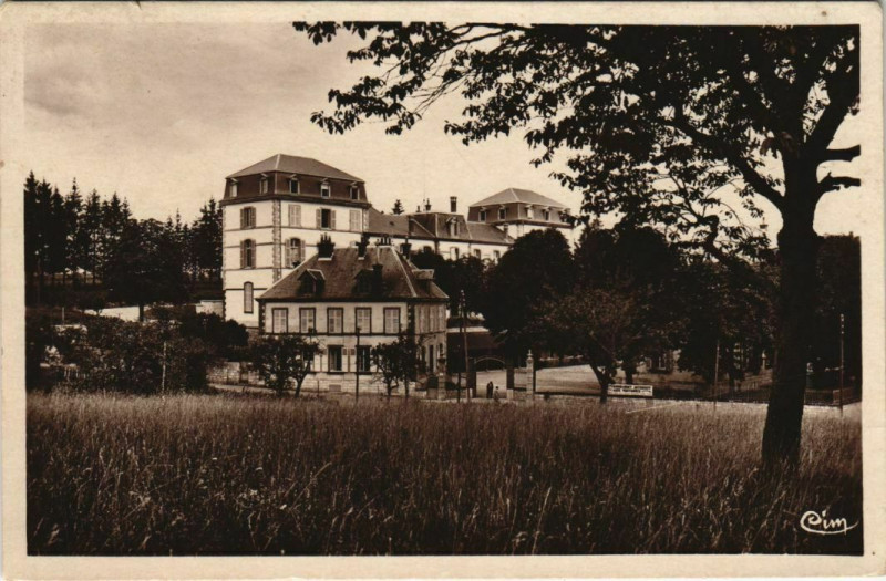 Carte postale ancienne Montbeliard Hopital ,entree principale France à Montbéliard