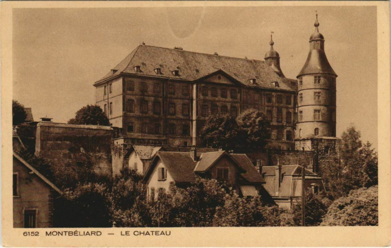 Carte postale ancienne Montbeliard Le Chateau France à Montbéliard