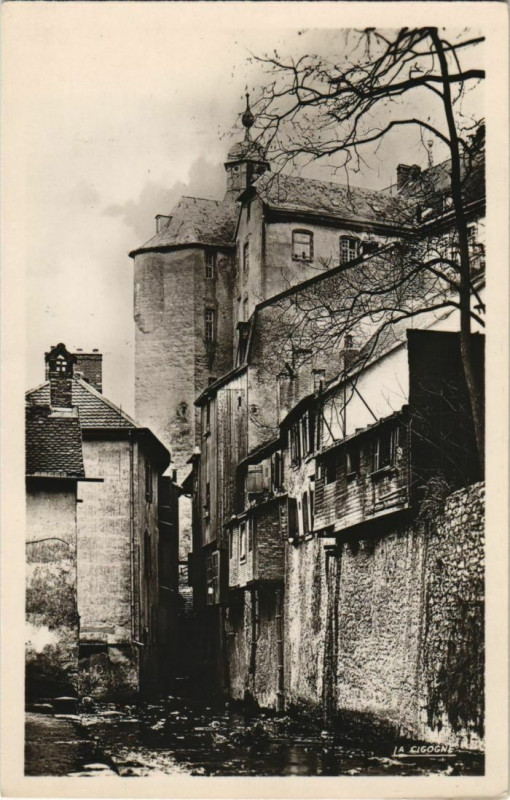 Carte postale ancienne Montbeliard Le Chateau France à Montbéliard