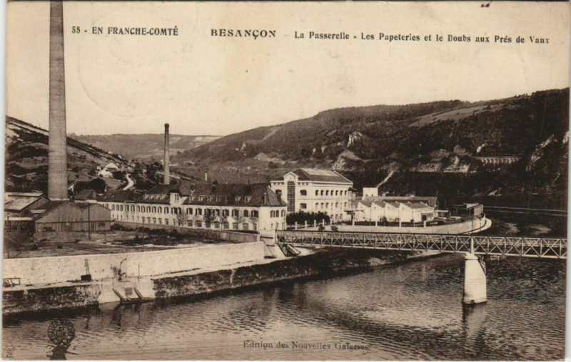 Carte postale ancienne Besancon La Passerelle France à Besançon