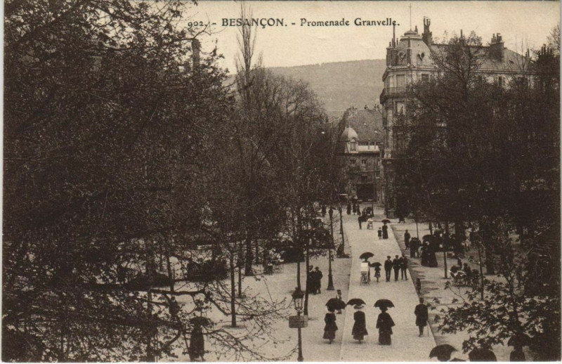 Carte postale ancienne Besancon Promenade Granvelle France à Besançon
